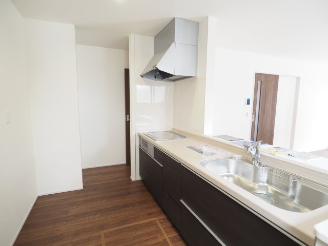 【キッチン】 | Livele Garden.S　平野第８　1号棟 | ★内覧予約で新米4kg★