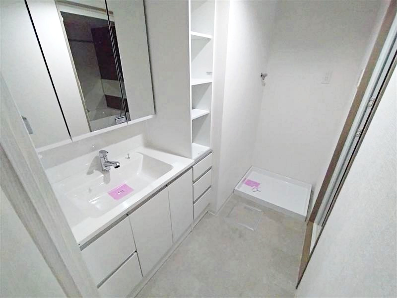 ハイホーム鷺沼東の独立洗面台|使いやすい独立洗面台です