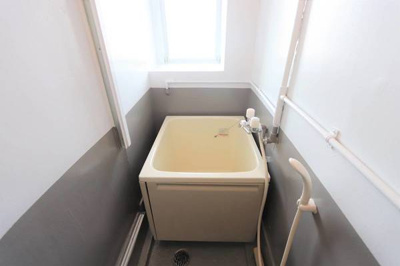 【浴室】 | ビレッジハウス湯浅1号棟 | ビレッジハウスの同一物件・同一タイプの間取りの写真です