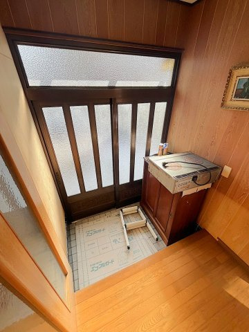 tomi企画貸家(焼山中央)の玄関