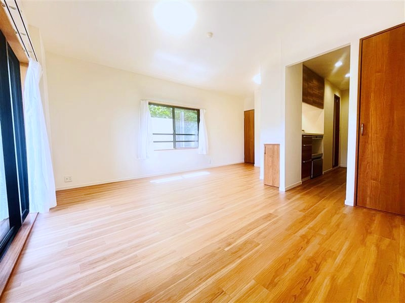 サングレイス小机の居間・リビング|こちらの居間で趣味の時間をお楽しみください