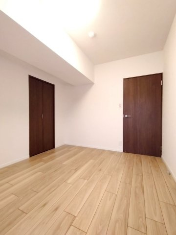 グランシティ横濱保土ヶ谷の洋室|明るい洋室です