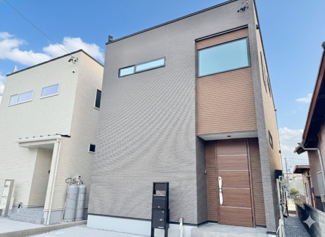 中央区入野町の外観|シンプル＆スタイリッシュな外観です！　