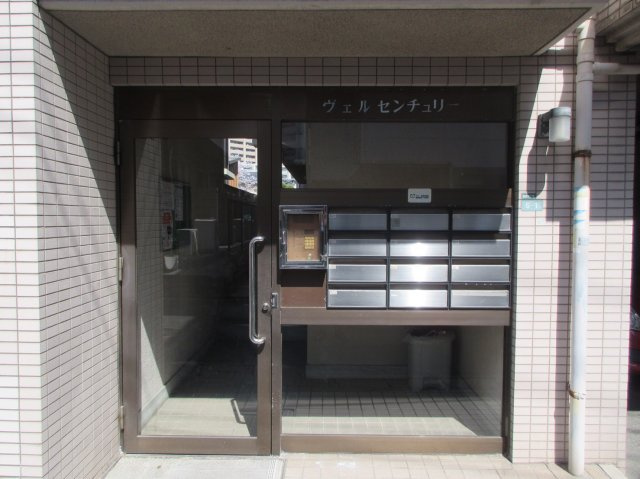 ヴェルセンチュリーのエントランス