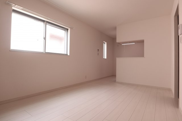 KARIN明石南の居間・リビング