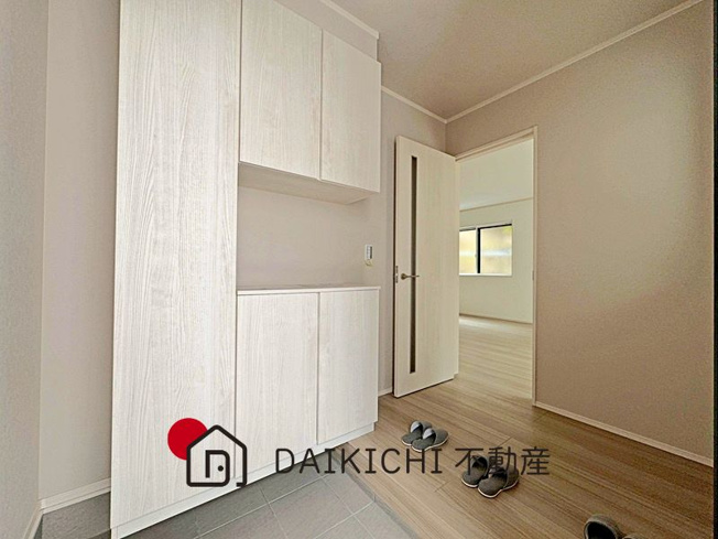 【玄関】 | 行田市持田2丁目　新築戸建　全15棟　4号棟