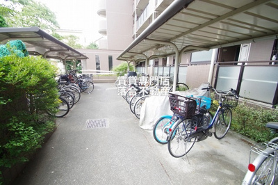 【その他共用部分】 | フォレストマンション | 敷地内駐輪場完備