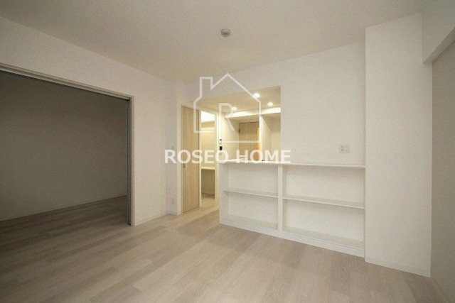 Fujiman南森町の居間・リビング|同マンション別部屋：参考写真