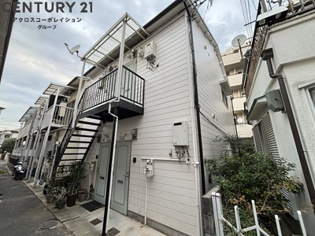 シックな色味の建物です！