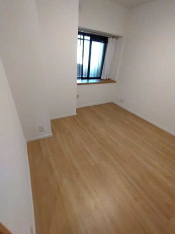 ダイアパレス聖蹟桜ヶ丘の洋室|広々とした洋室です