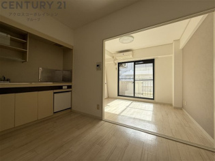 床が明るい色合いで綺麗です♪