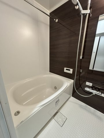 綾瀬ファイナンスの浴室|コンパクトで使いやすいお風呂です