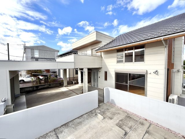 【中古戸建】前橋市荒牧町3丁目の外観|■外観｜土日のご見学はもちろん、平日・夜間のご案内も大歓迎です♪「今から見たい」や「仕事終わりに見たい」にもご対応できますのでお気軽にお問い合わせください♪