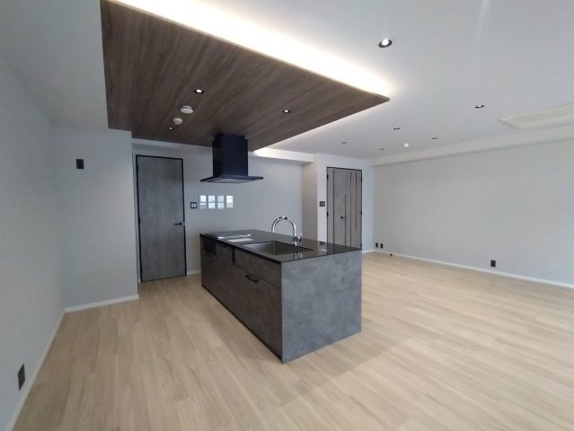 ストークグラン深沢