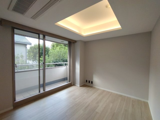 ストークグラン深沢の洋室|コンパクトで使いやすい洋室です