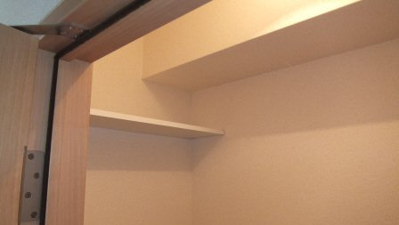 第3エーデルハイムのトイレ|トイレ上部に棚あります