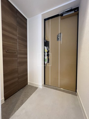 【玄関】 | MELDIA CREST TAPP NAMBA-WEST | MELDIA CREST TAPP NAMBA-WEST　玄関