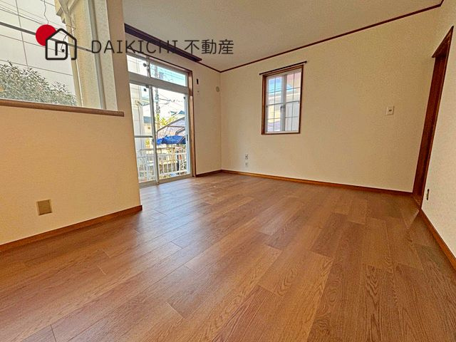 【居間・リビング】 | 久喜市栄1丁目　中古戸建