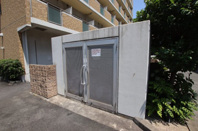 【その他共用部分】 | クレスト中もず | 敷地内ゴミ置き場