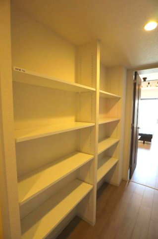 コンフォリア江坂の収納