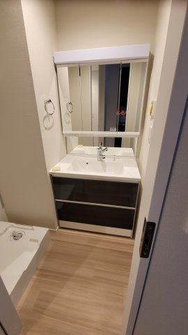 ＧＲＡＮ　ＡＲＫの洗面所|★3面鏡付きシャンプードレッサー★