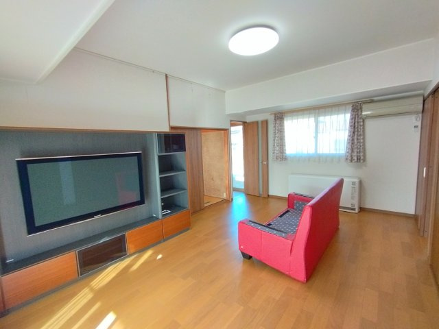 美合町本郷戸建の独立洗面台