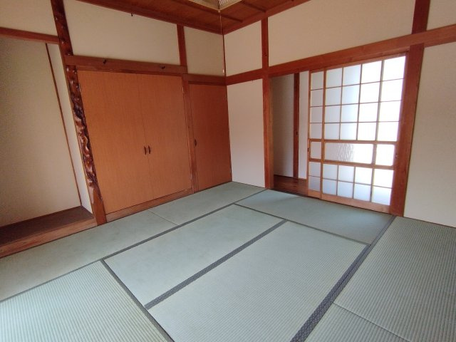 美合町本郷戸建の収納