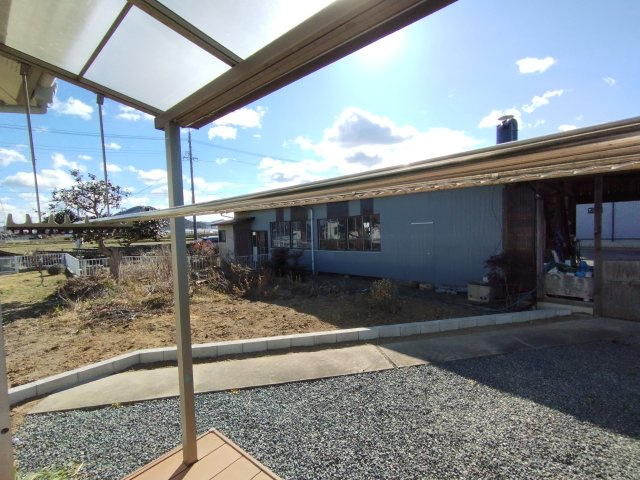 美合町本郷戸建の庭