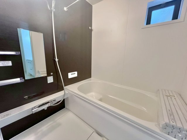 流山市江戸川台西9期　新築戸建　1号棟の浴室|半身浴もゆっくり楽しめる広々浴室(^^♪					
