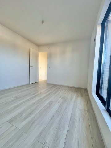 流山市江戸川台西9期　新築戸建　1号棟の洋室|大きなベッドを置いても余裕の広さの主寝室♪♪					
