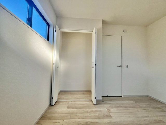 流山市江戸川台西9期　新築戸建　1号棟の収納|居室にゆとりが持てる大収納クローゼット付き♪					
