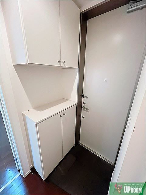 メゾン光の玄関