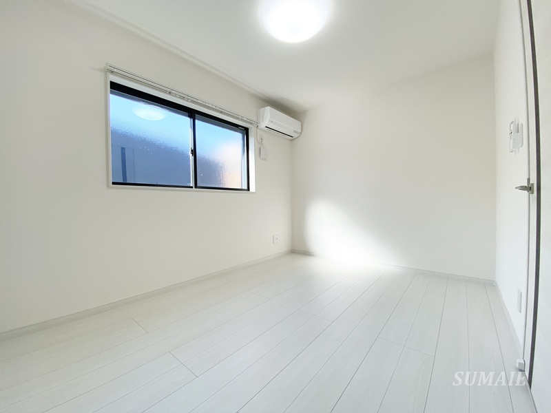 マーレ十条の寝室|居室です☆