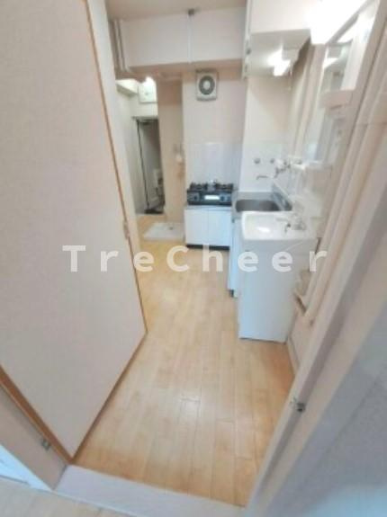 ルイ(LOUIS)の内装