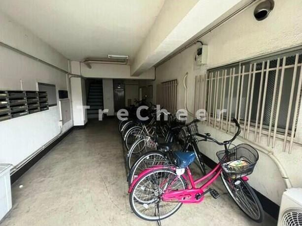 ルイ(LOUIS)のその他