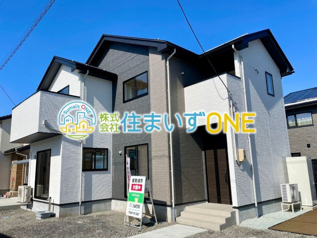 【外観パース】 | 【新築分譲住宅　～ LIGARE　リガーレ～　】　東根市羽入東1期　全2棟 | ☆1号棟
４ＬＤＫ＋駐車3台以上可◎
堂々たる趣ながら、主張し過ぎずどこか余裕を感じさせるシャープなフォルムで佇む邸宅は、晴天の空と照らし合わせる事で、本来あるべき完成形の姿を見せてくれます♪