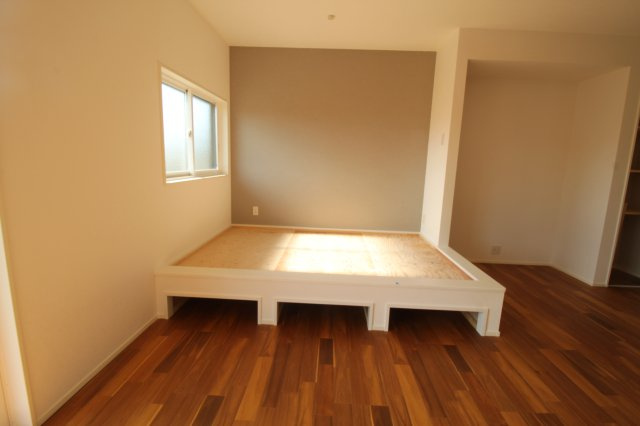 南国市篠原　Ｃ区画　新築戸建【全6区画】の和室|小上がり和室　3.0帖