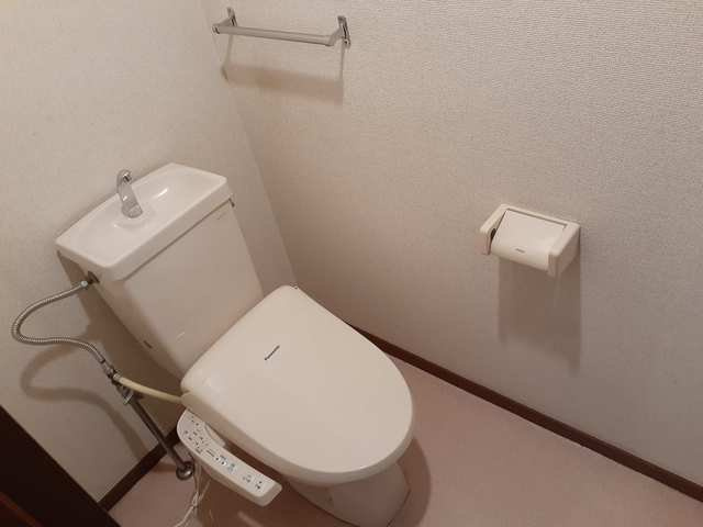 カトレアのトイレ|シンプルで使いやすいトイレです