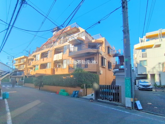 ライオンズマンション桜台第2の外観