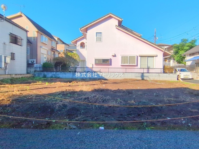 練馬区桜台6丁目　建築条件なし　角地含む全2区画の外観