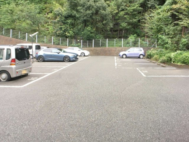 【駐車場】イーストヒルズ平野