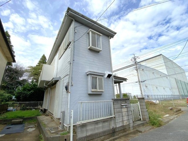 八街大木貸家の外観