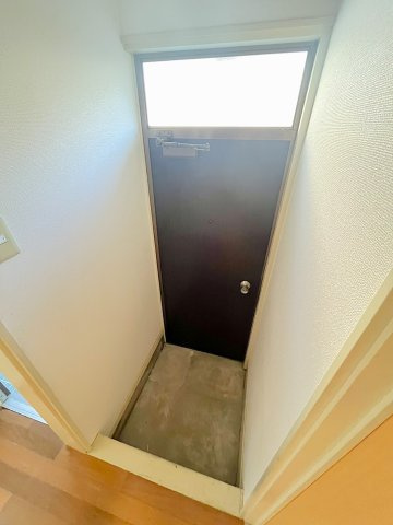 広島市安芸区矢野東４丁目の一戸建ての玄関