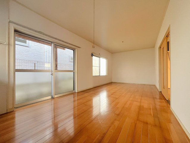 広島市安芸区矢野東４丁目の一戸建ての居間・リビング