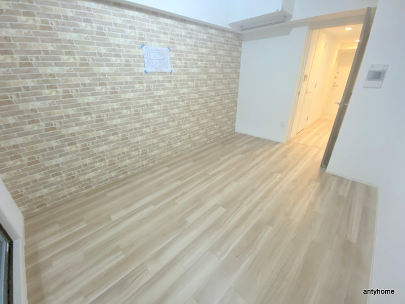 セレニテ東三国ミラク　仲介手数料無料の居間・リビング