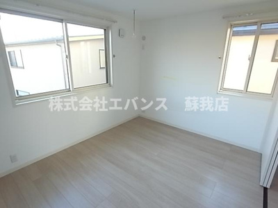 【寝室】 | 中央区蘇我四丁目戸建貸家 | ゆとりの広さです