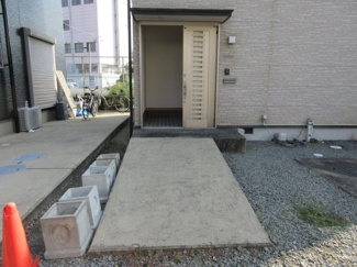 【エントランス】