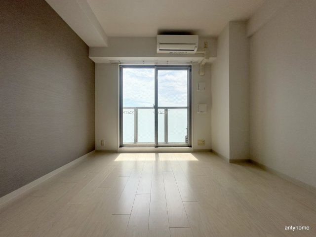 ルクレ難波　仲介手数料無料の寝室