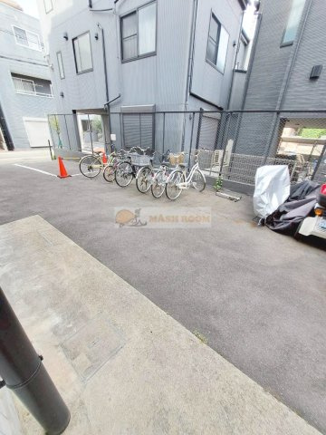 DR-HOMES荻窪のバルコニー