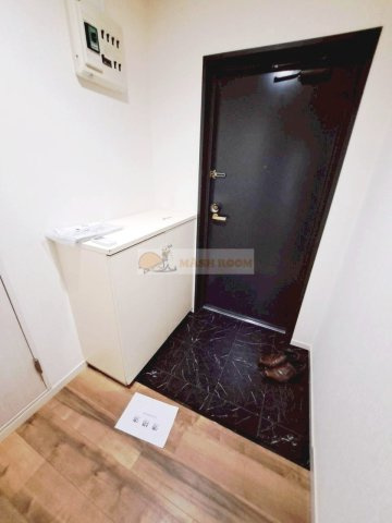 DR-HOMES荻窪の玄関